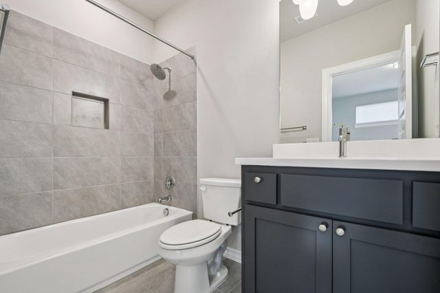 19500 Tranquility Falls PATH, Lago Vista, TX 78645