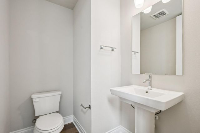 19500 Tranquility Falls PATH, Lago Vista, TX 78645