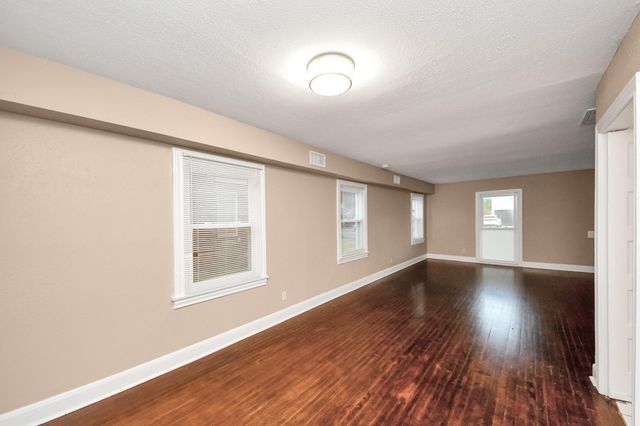 2332 Sheridan St B, Houston, TX 77030