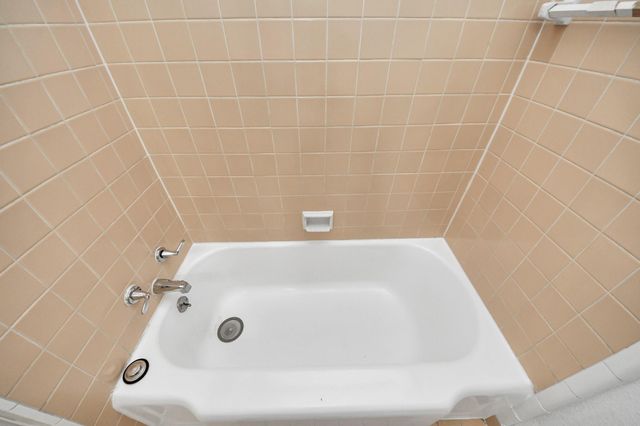 2332 Sheridan St B, Houston, TX 77030