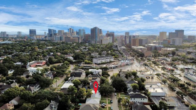 2332 Sheridan St B, Houston, TX 77030