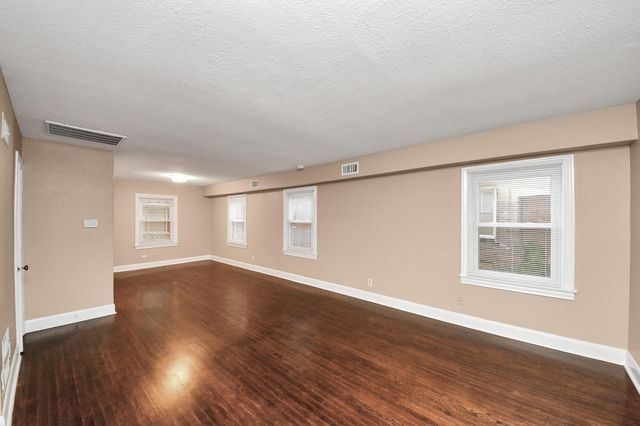 2332 Sheridan St B, Houston, TX 77030