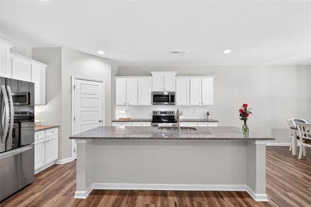 1537 Ridgewood Court, Monroe, GA 30656