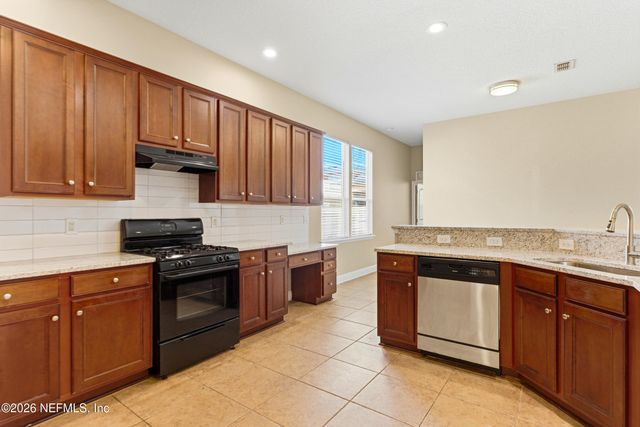 14455 CHERRY LAKE Drive W, Jacksonville, FL 32258