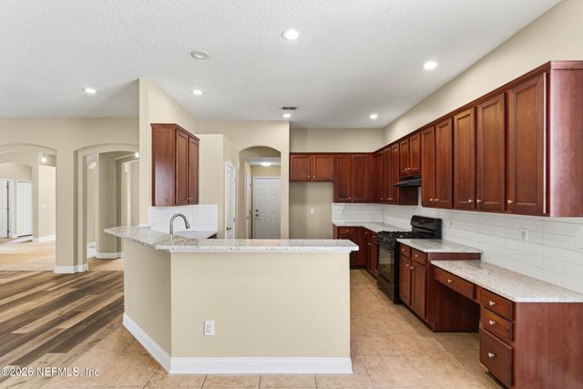 14455 CHERRY LAKE Drive W, Jacksonville, FL 32258