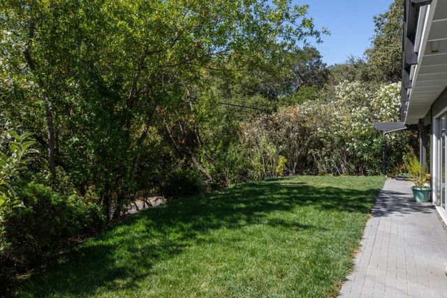 411 Glenwood Avenue, Woodside, CA 94062