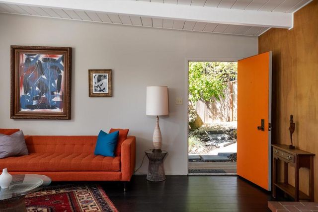 411 Glenwood Avenue, Woodside, CA 94062