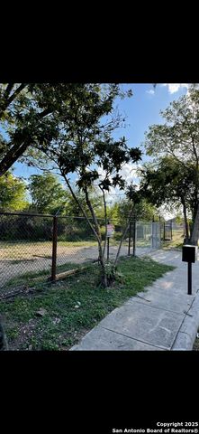 5612 Monterey St, San Antonio, TX 78237