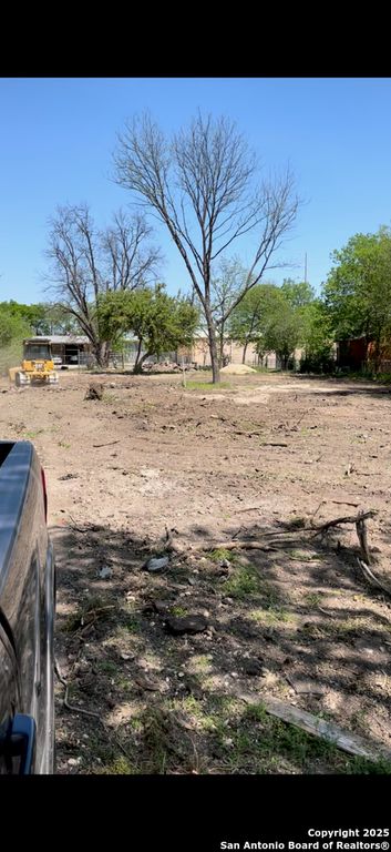 5612 Monterey St, San Antonio, TX 78237