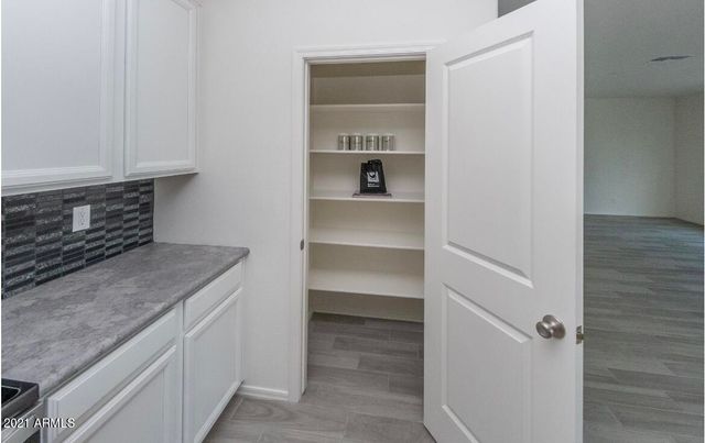 7255 N 125 Drive, Glendale, AZ 85307