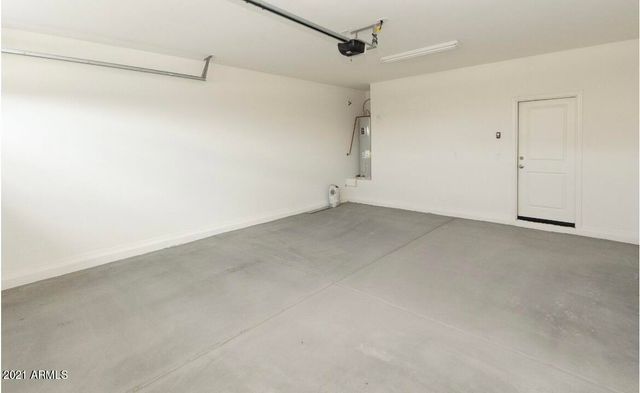 7255 N 125 Drive, Glendale, AZ 85307