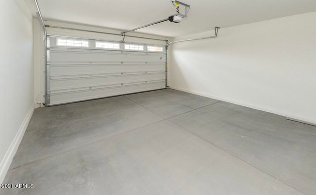 7255 N 125 Drive, Glendale, AZ 85307