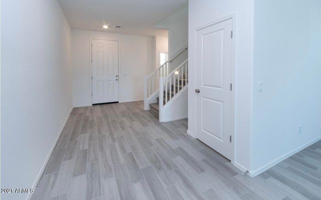 7255 N 125 Drive, Glendale, AZ 85307