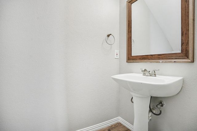 3164 Saint Dominic Circle, Dallas, TX 75233