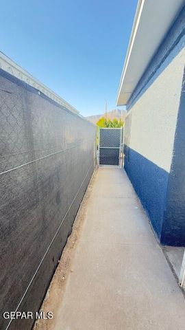 8804 Kenneth Street, El Paso, TX 79904