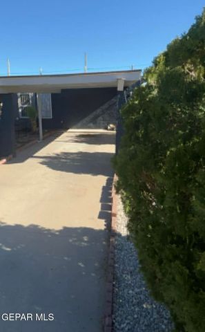 8804 Kenneth Street, El Paso, TX 79904