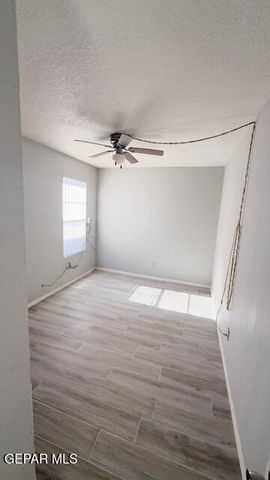 8804 Kenneth Street, El Paso, TX 79904