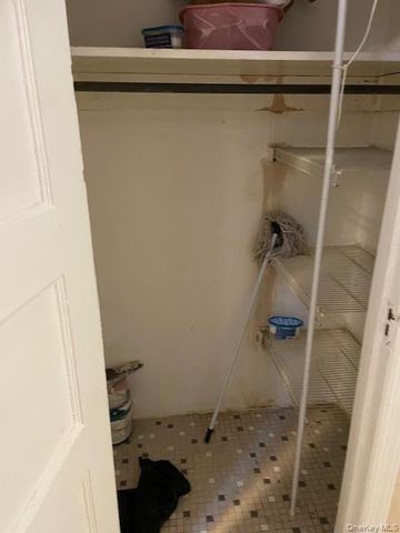 175 Main Street G1, Northport, NY 11768