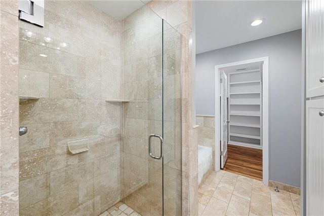 390 High Brook Drive, Atlanta, GA 30342