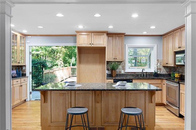 390 High Brook Drive, Atlanta, GA 30342