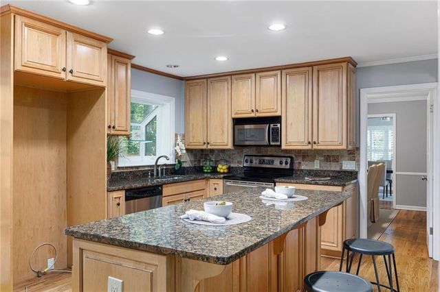 390 High Brook Drive, Atlanta, GA 30342