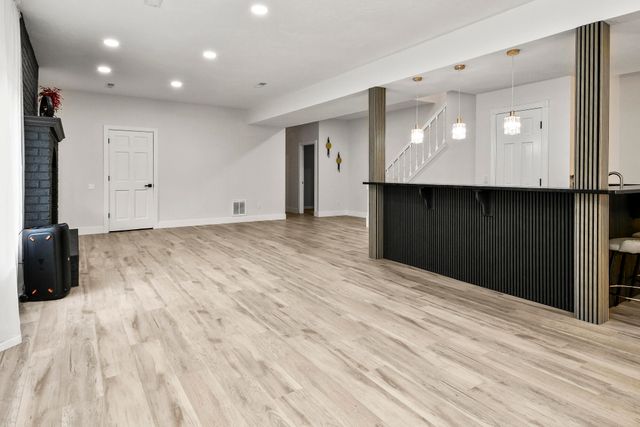 4916 S Buckingham Lane, Springfield, MO 65810