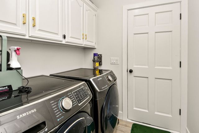 4916 S Buckingham Lane, Springfield, MO 65810
