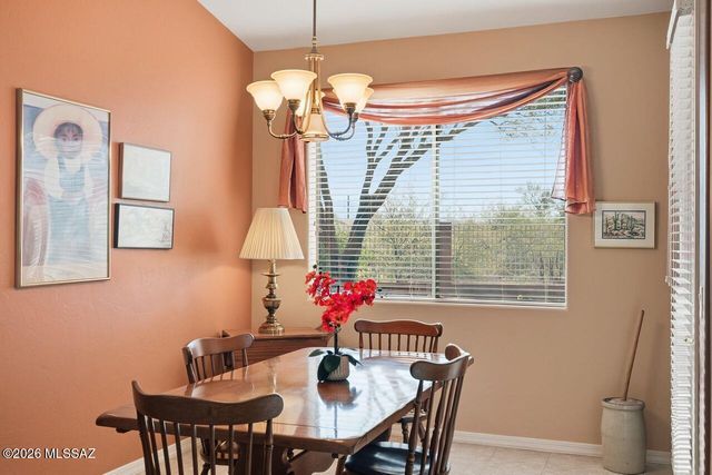 459 W Moorwood Street, Green Valley, AZ 85614