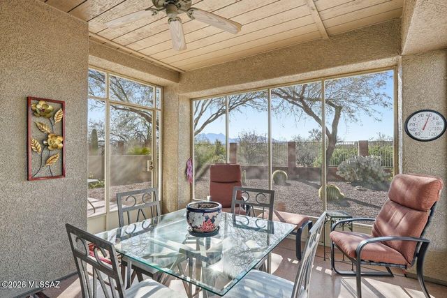 459 W Moorwood Street, Green Valley, AZ 85614