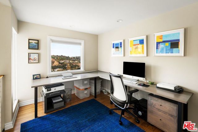 2344 Banyan Drive, Los Angeles, CA 90049