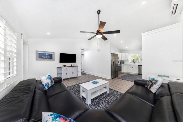 100 KILSYTHE STREET, Oldsmar, FL 34677