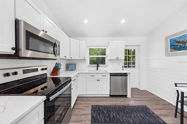 100 KILSYTHE STREET, Oldsmar, FL 34677