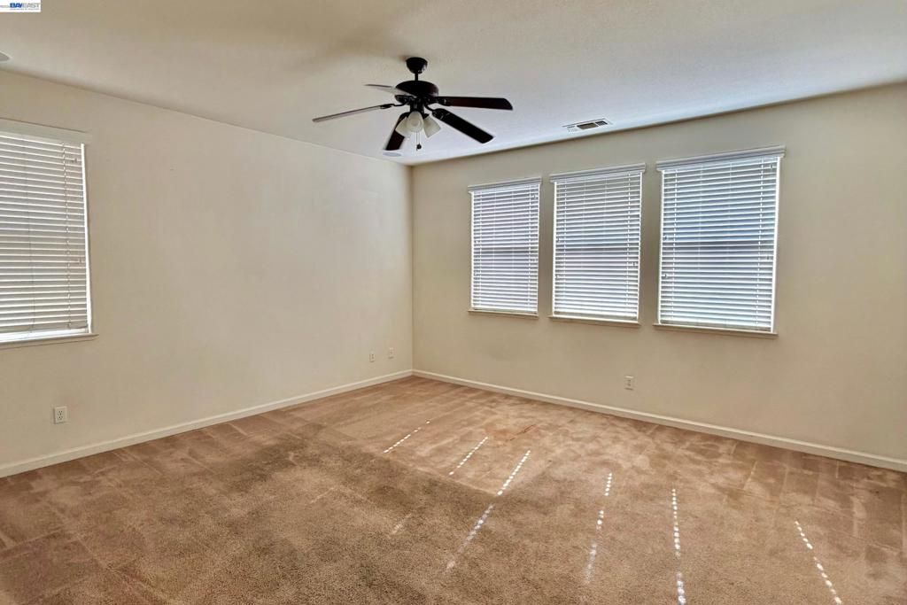 Image 9 of property listing at 17385 Stone Celler Way, Lathrop, CA 95330