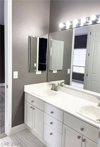 10674 San Bellacova Court, Las Vegas, NV 89141