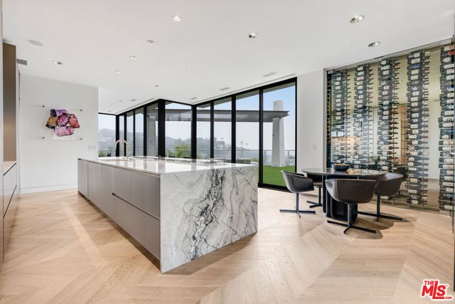9405 Sierra Mar Place, Los Angeles, CA 90069