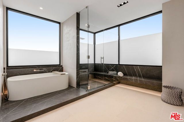 9405 Sierra Mar Place, Los Angeles, CA 90069