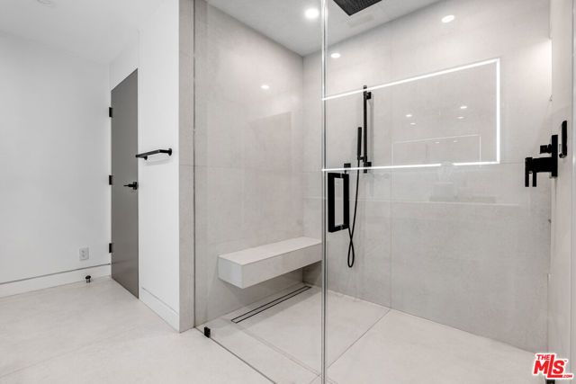 9405 Sierra Mar Place, Los Angeles, CA 90069