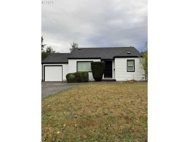 105 MAPLE Blvd, Wood Village, OR 97060