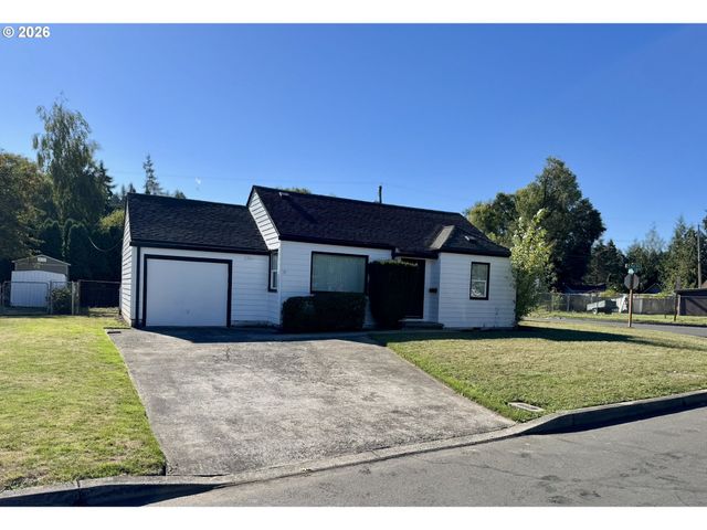 105 MAPLE Blvd, Wood Village, OR 97060