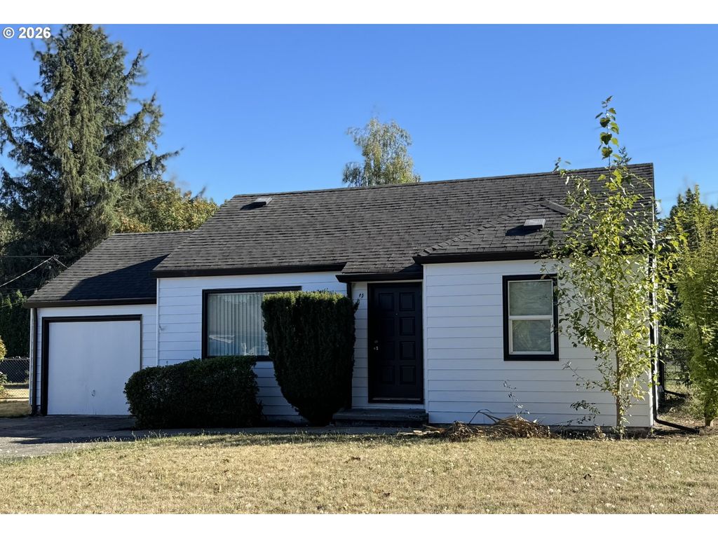 105 MAPLE Blvd, Wood Village, OR 97060