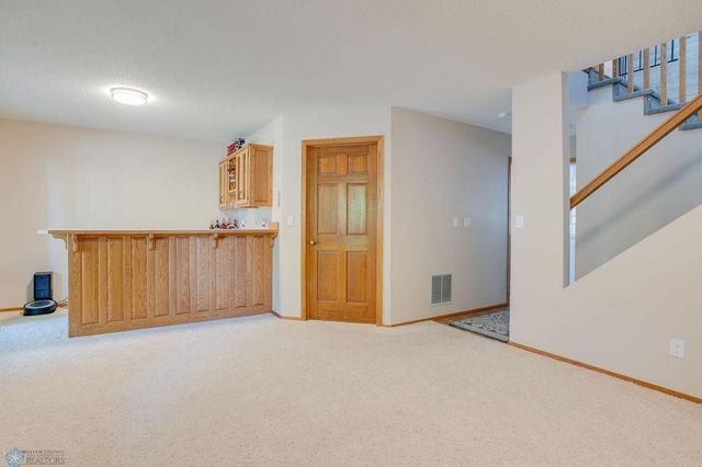 56 Fremont Drive S, Fargo, ND 58103