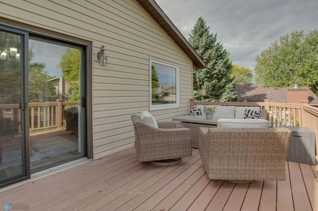 56 Fremont Drive S, Fargo, ND 58103