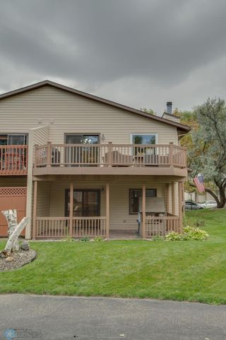 56 Fremont Drive S, Fargo, ND 58103