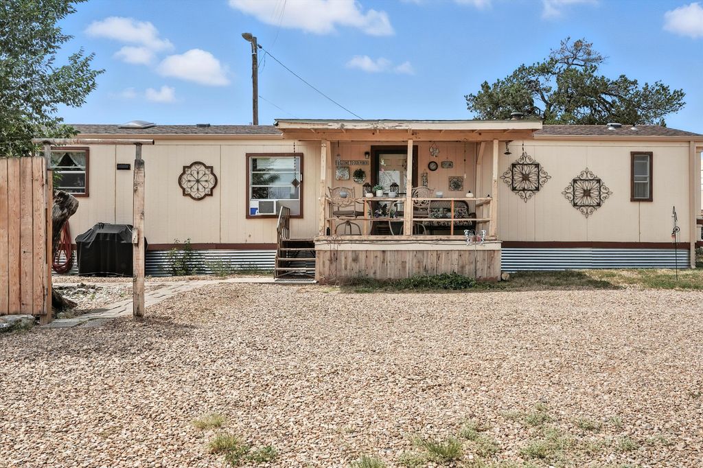 906 W 3RD Street, Mountainair, NM 87036
