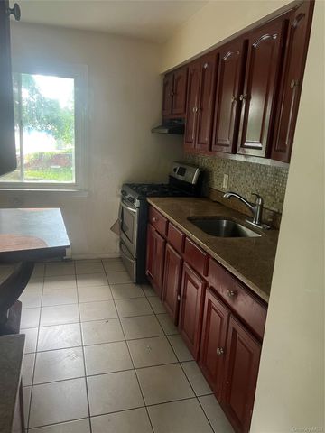 45 Peters Avenue, Hempstead, NY 11550