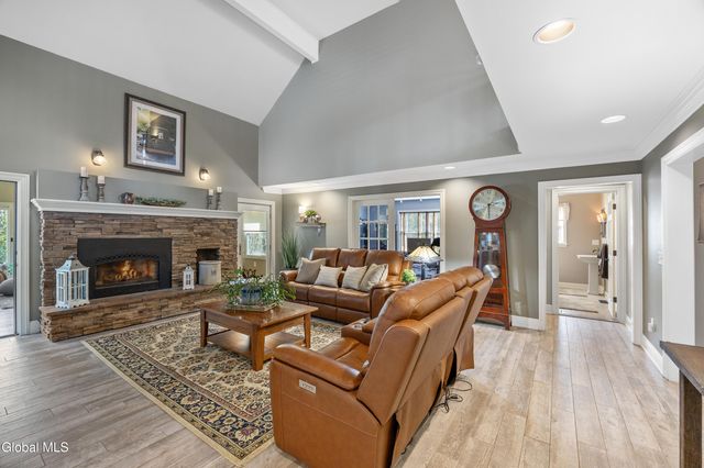 20 Honey Hollow Road, Queensbury, NY 12804