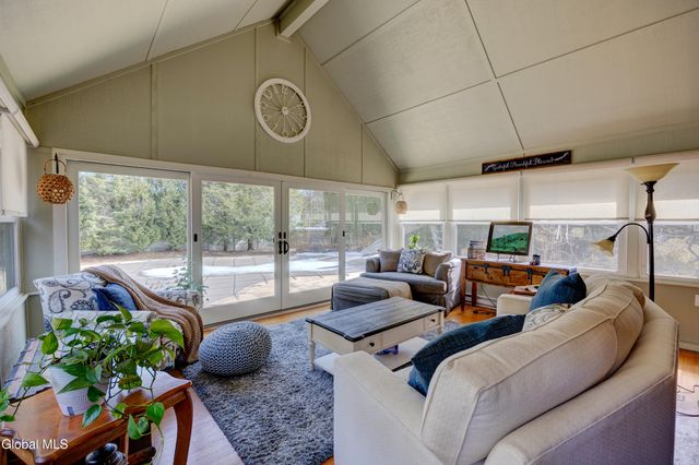 20 Honey Hollow Road, Queensbury, NY 12804