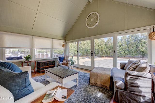 20 Honey Hollow Road, Queensbury, NY 12804