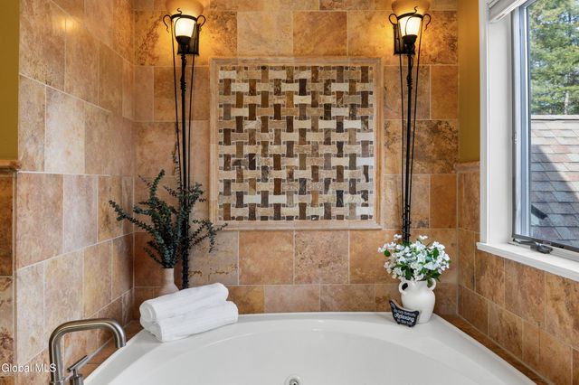 20 Honey Hollow Road, Queensbury, NY 12804