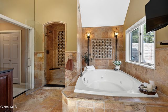 20 Honey Hollow Road, Queensbury, NY 12804